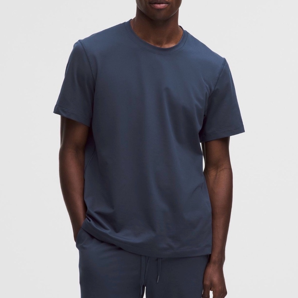 NWT Lululemon Men’s Cotton Jersey T-Shirt in Navy Blue Sz Large